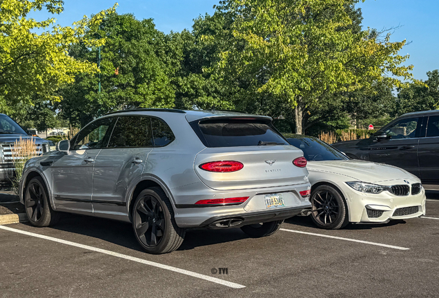 Bentley Bentayga Azure 2024