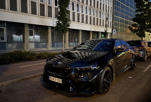 BMW M5 G90