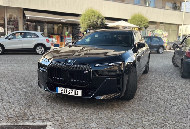 BMW M760e xDrive