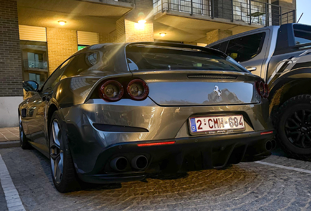 Ferrari GTC4Lusso