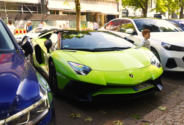 Lamborghini Aventador LP750-4 SuperVeloce Roadster