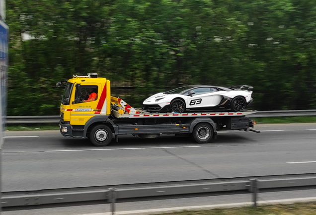Lamborghini Aventador LP770-4 SVJ
