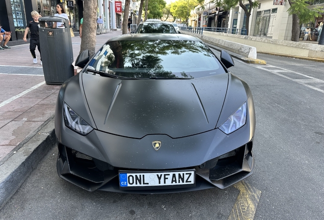 Lamborghini Huracán LP640-4 EVO