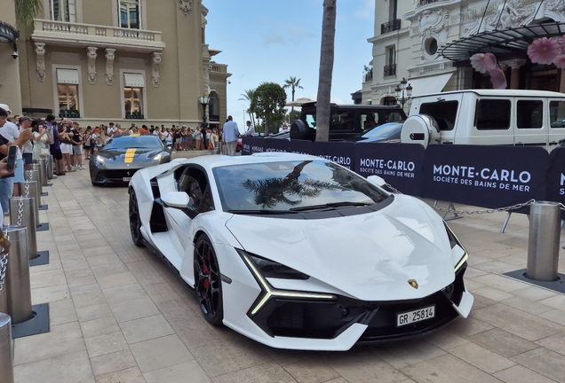 Lamborghini Revuelto