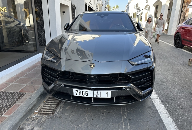 Lamborghini Urus