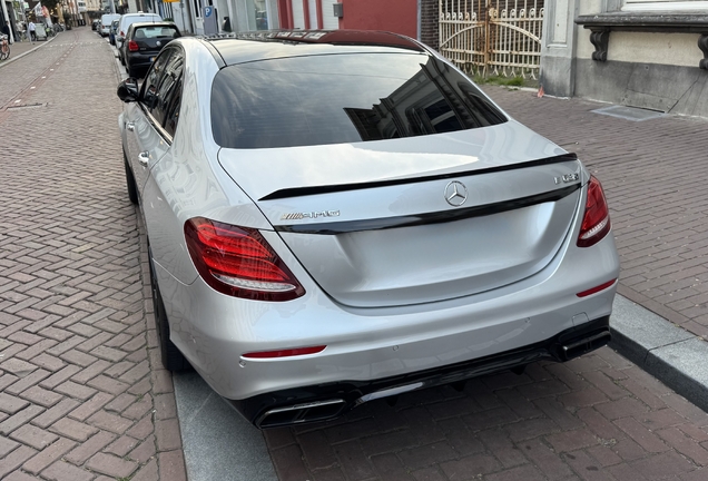 Mercedes-AMG E 63 S W213