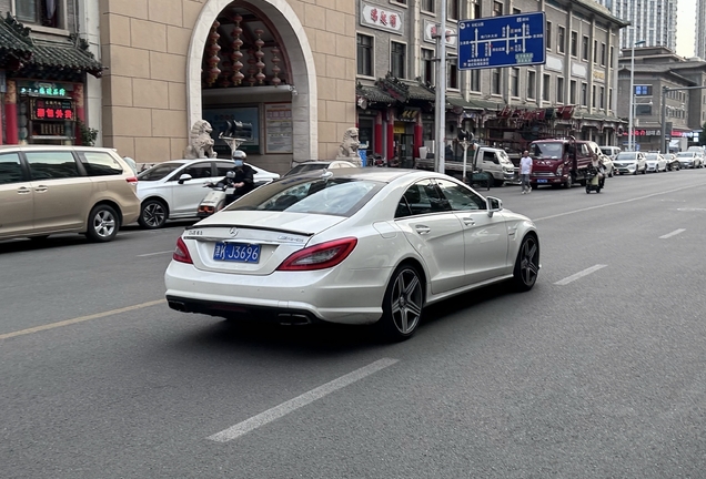 Mercedes-Benz CLS 63 AMG C218