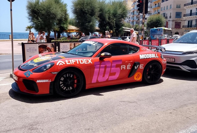 Porsche 718 Cayman GT4
