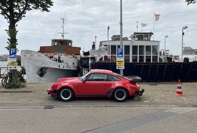 Porsche 930 Turbo