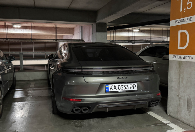 Porsche 972 Panamera Turbo S E-Hybrid