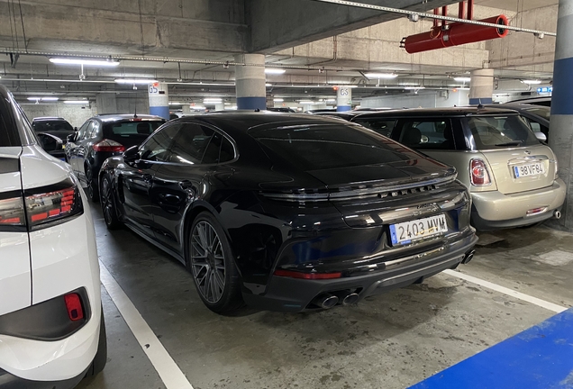 Porsche 972 Panamera Turbo S E-Hybrid Executive