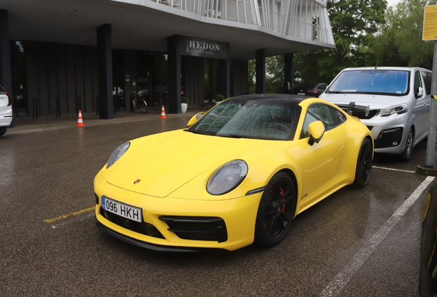 Porsche 992 Carrera GTS