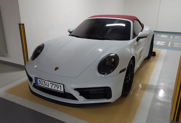Porsche 992 Carrera GTS Cabriolet