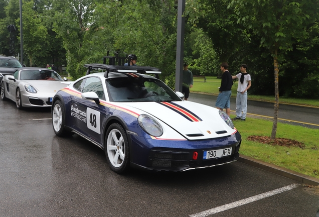 Porsche 992 Dakar