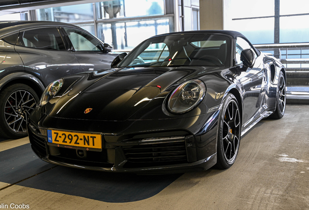 Porsche 992 Turbo S Cabriolet