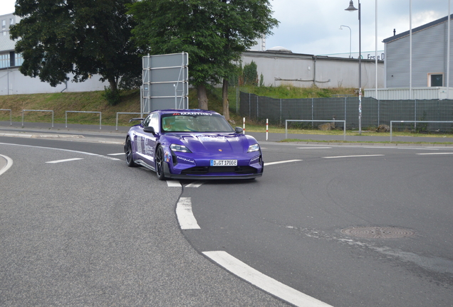 Porsche Taycan Turbo GT Weissach Package
