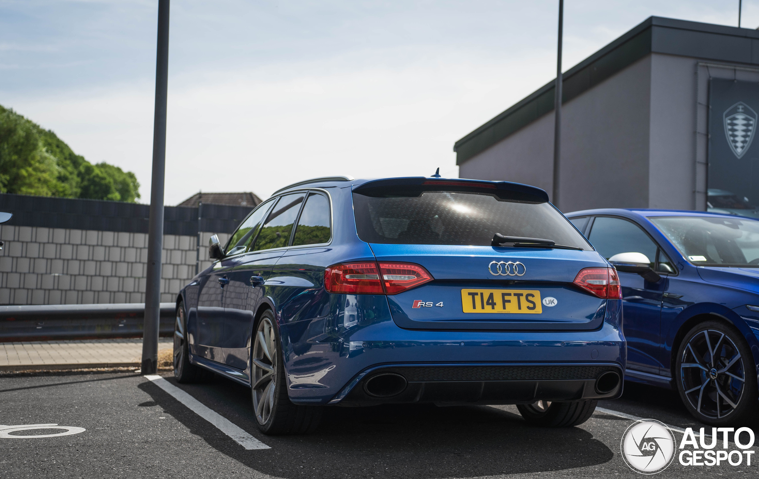 Audi RS4 Avant B8