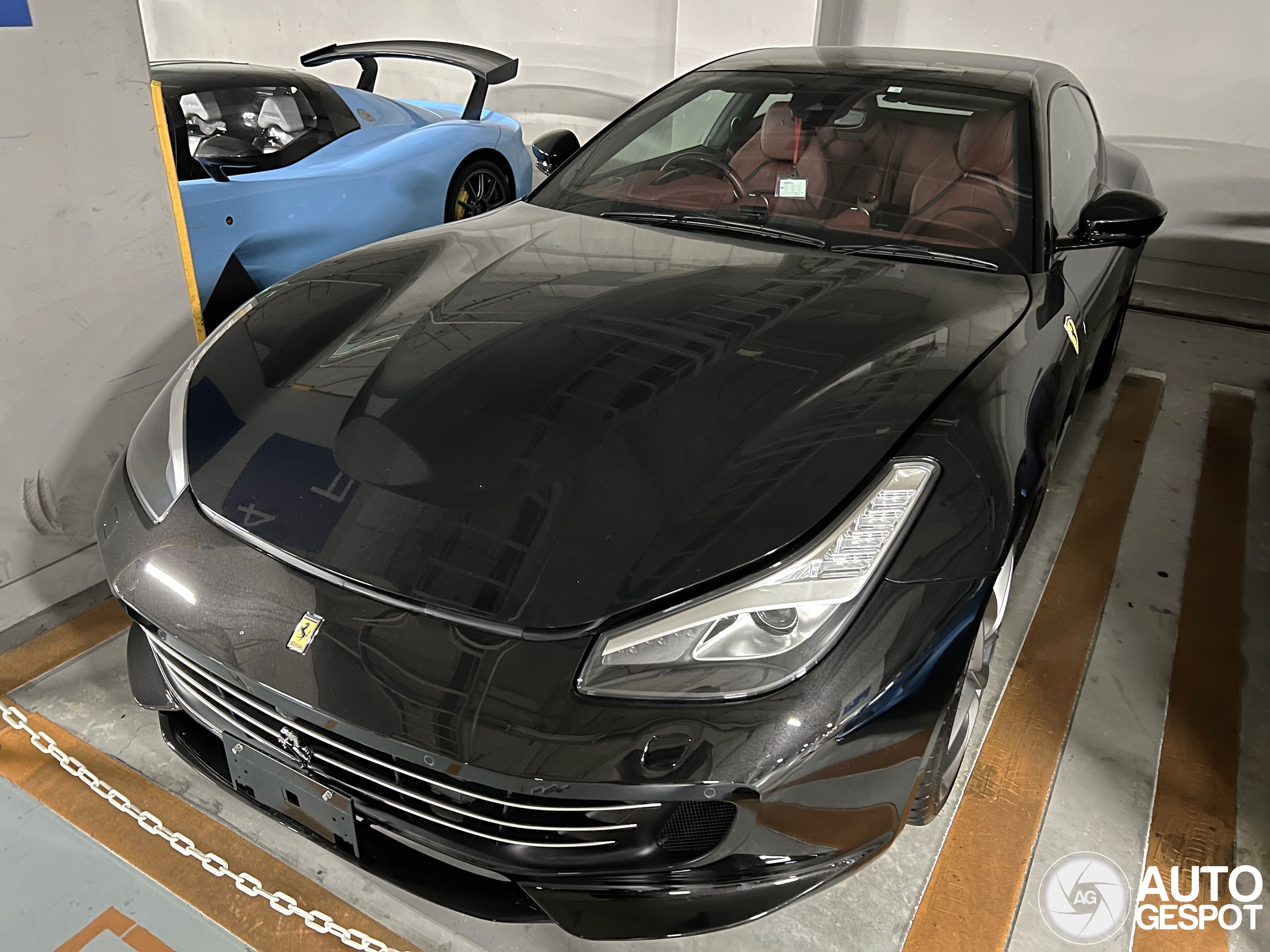 Ferrari GTC4Lusso T