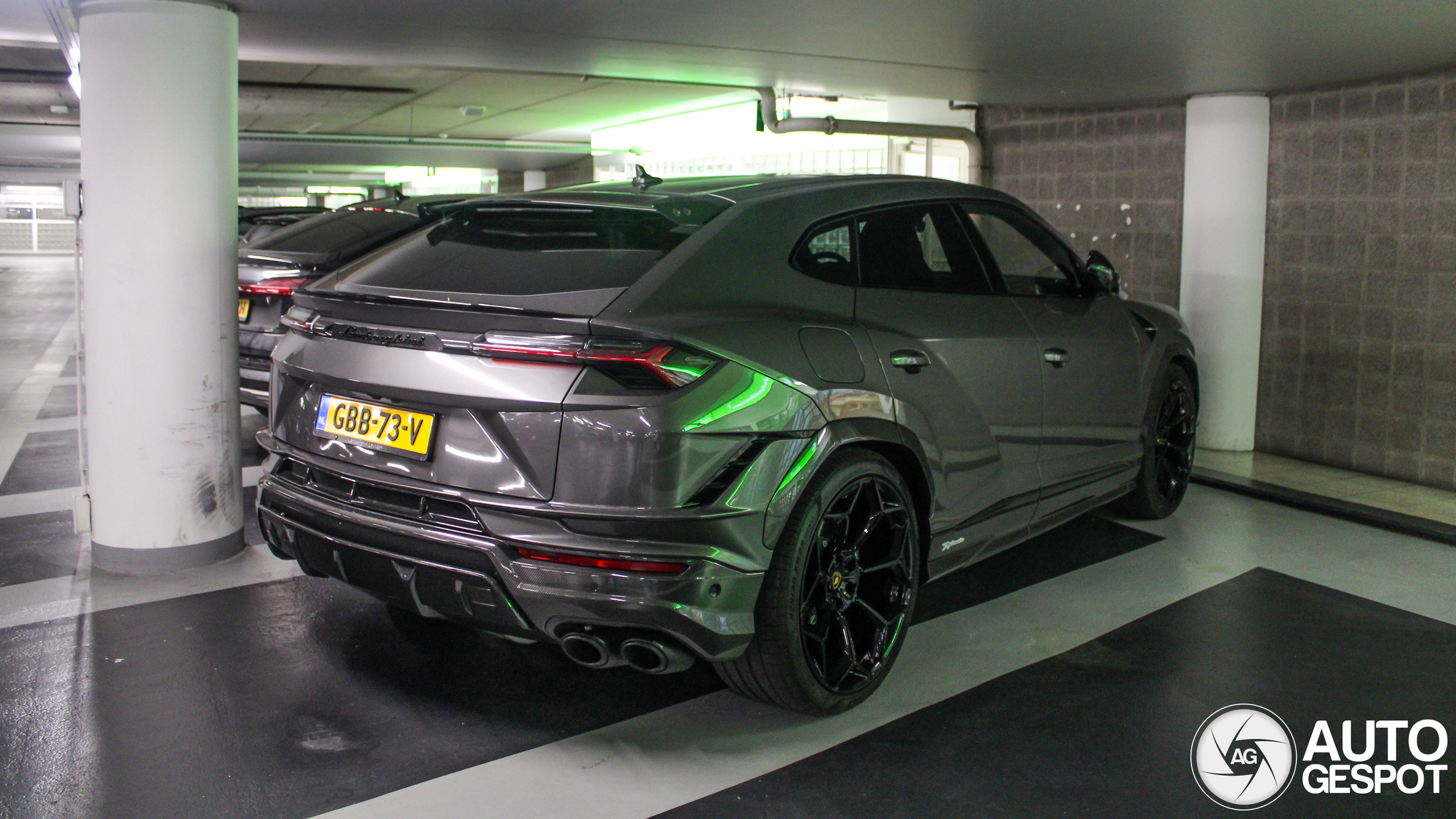 Lamborghini Urus Performante