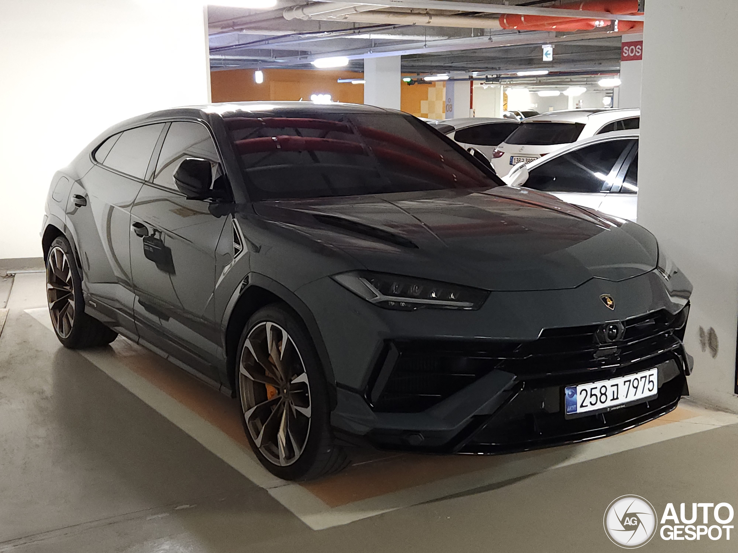 Lamborghini Urus S