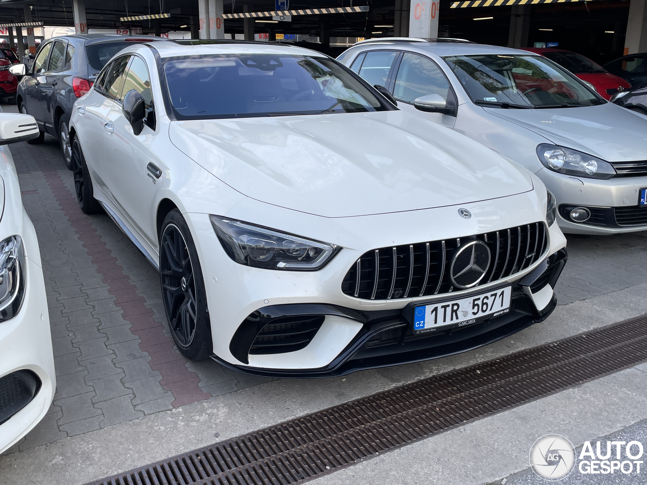 Mercedes-AMG GT 63 S X290