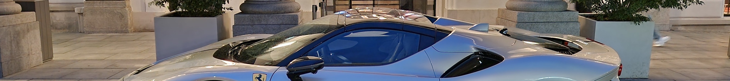 Ferrari SF90 Spider