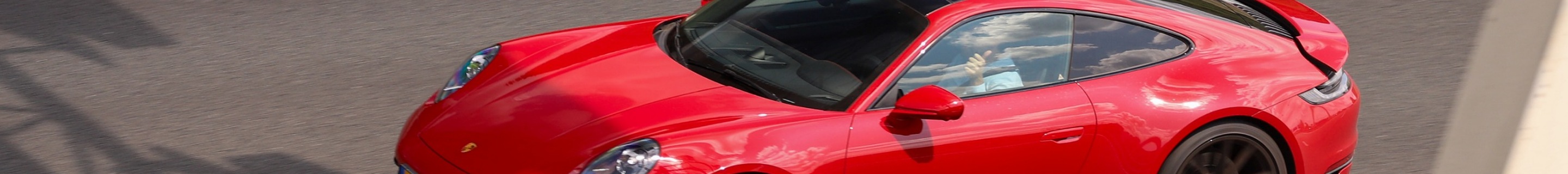 Porsche 992 Carrera 4S