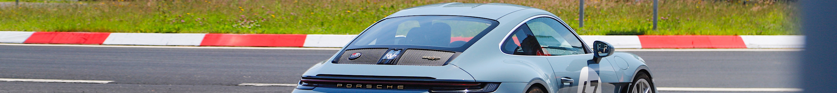 Porsche 992 S/T