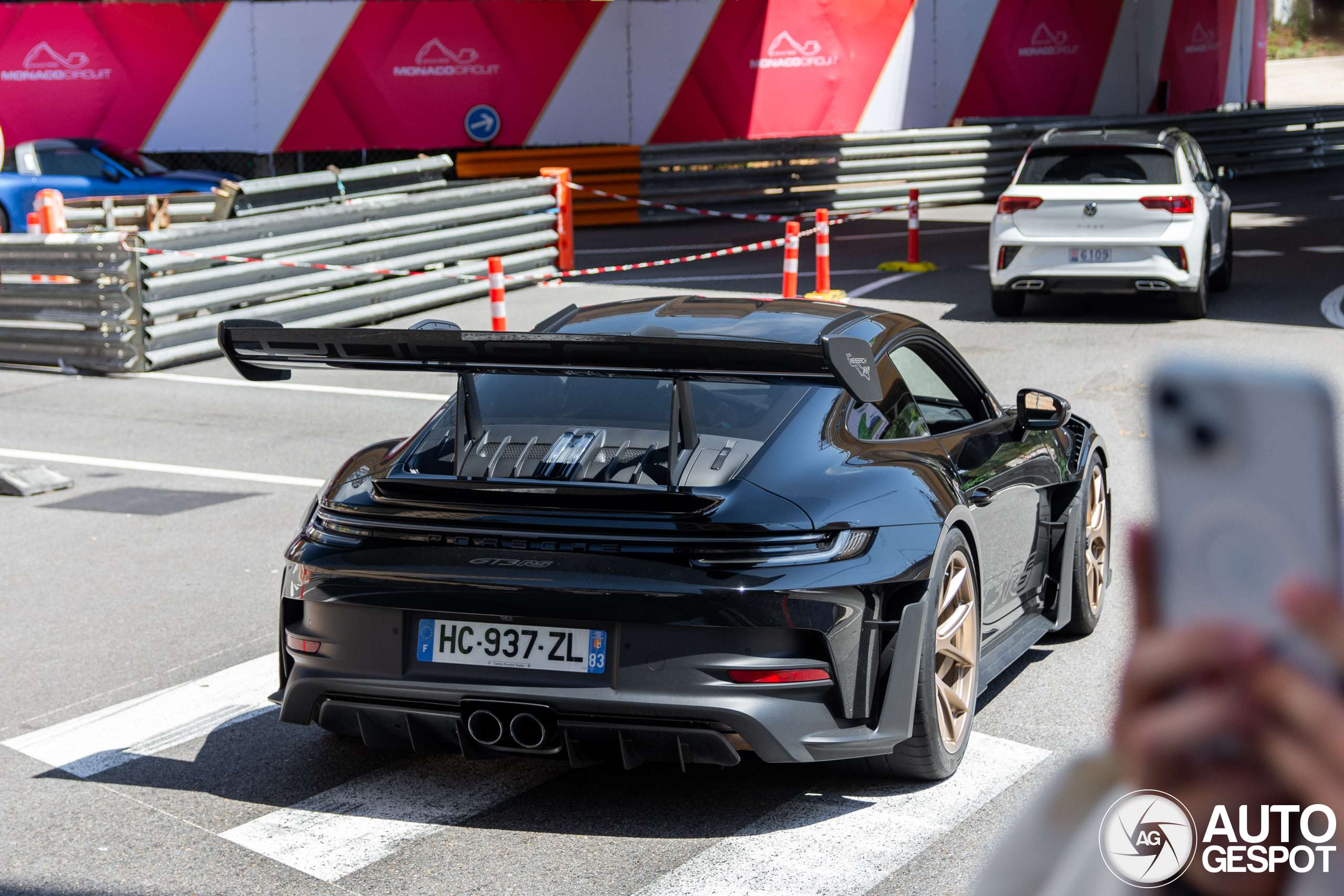 Porsche 992 GT3 RS Weissach Package
