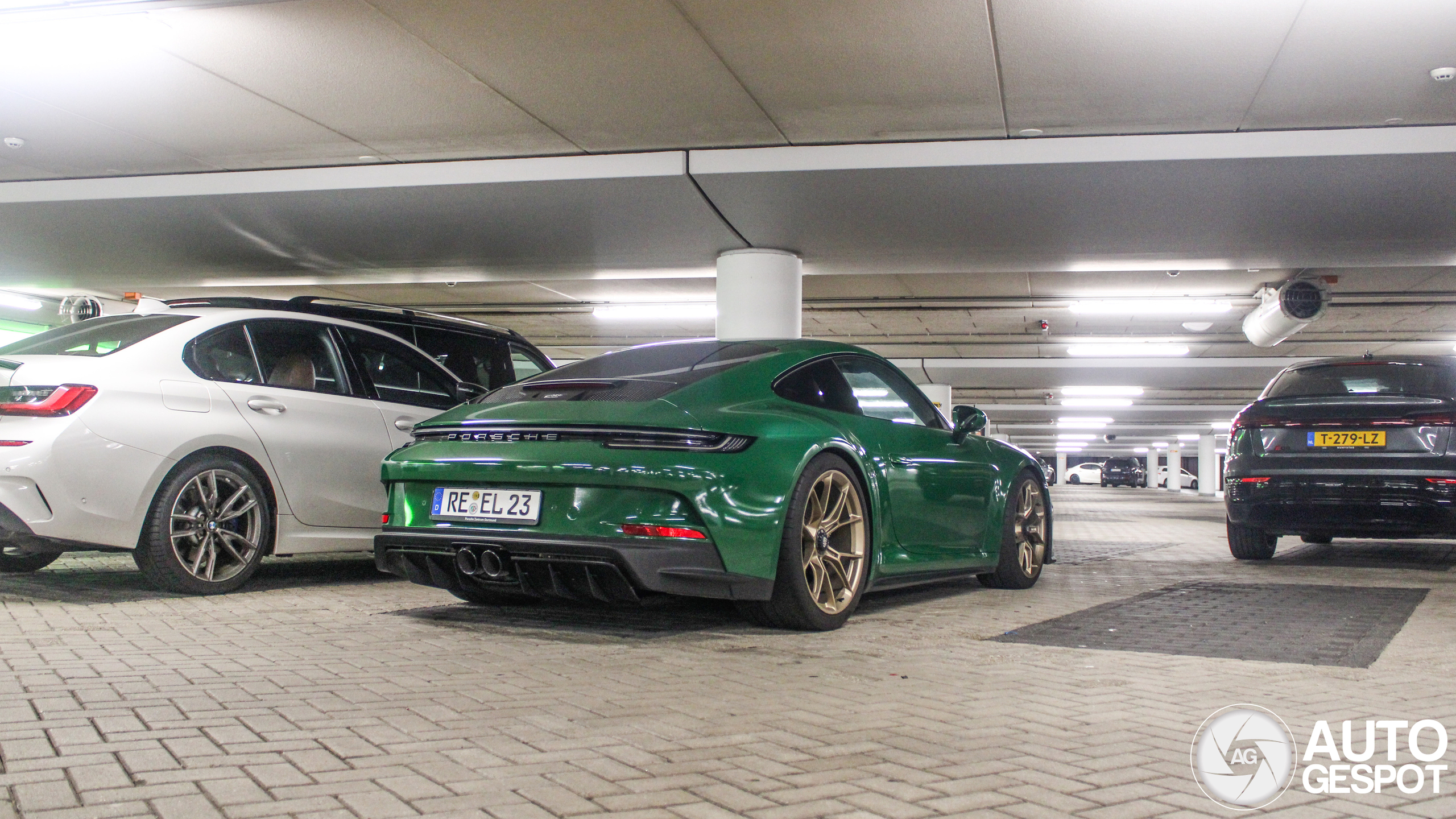 Porsche 992 GT3 Touring