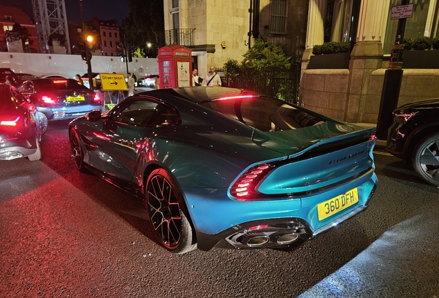 Aston Martin Vanquish 2025