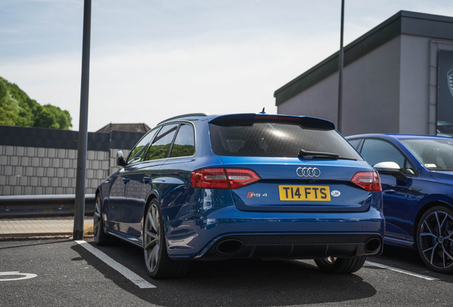 Audi RS4 Avant B8