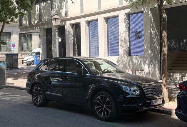 Bentley Bentayga Hybrid