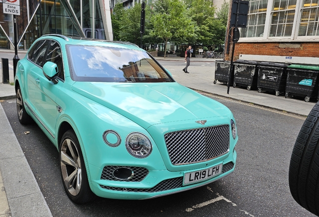 Bentley Bentayga V8