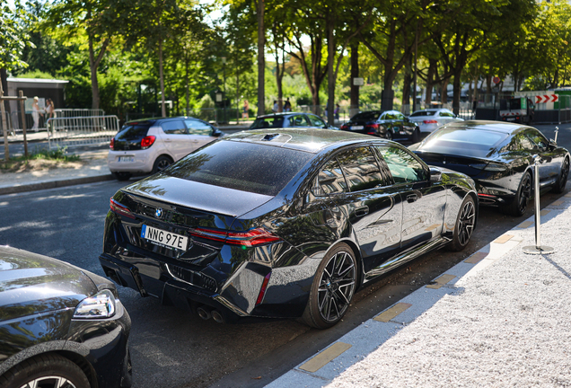 BMW M5 G90