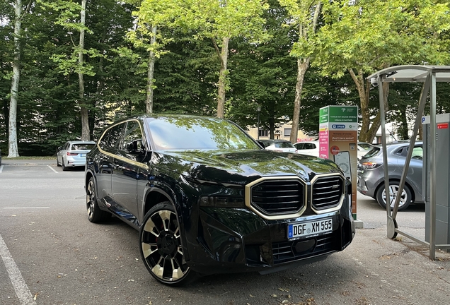 BMW XM G09