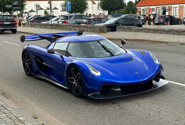 Koenigsegg Jesko Attack