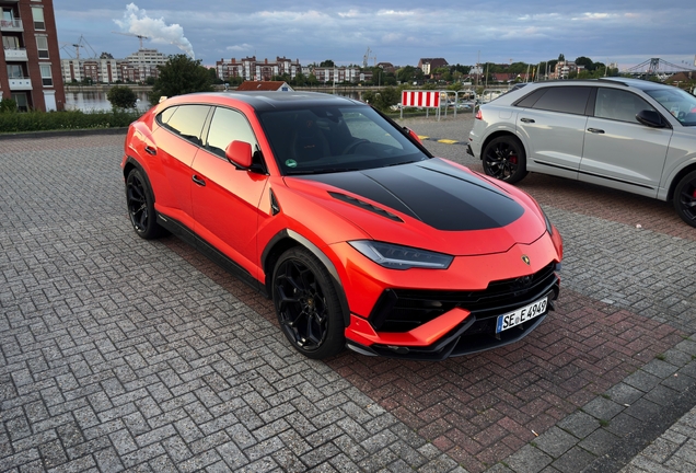 Lamborghini Urus Performante