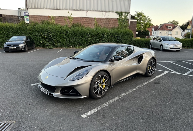 Lotus Emira