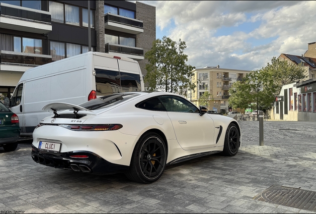 Mercedes-AMG GT 63 C192