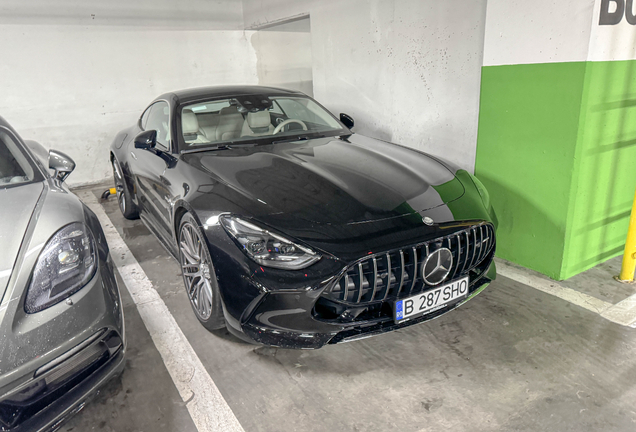 Mercedes-AMG GT 63 C192