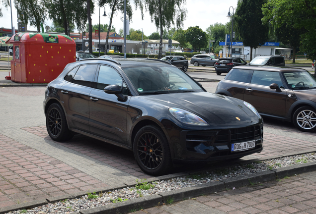 Porsche 95B Macan GTS MkII