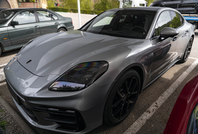 Porsche 972 Panamera Turbo E-Hybrid