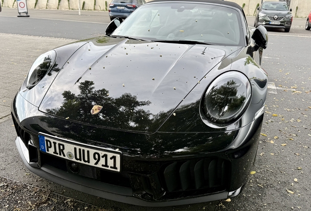 Porsche 992 Carrera 4 GTS Cabriolet MkII
