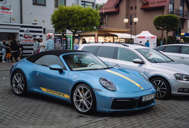 Porsche 992 Carrera 4S Cabriolet