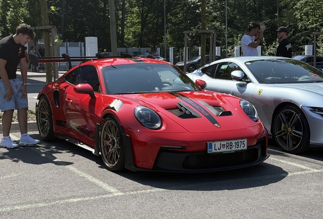 Porsche 992 GT3 RS