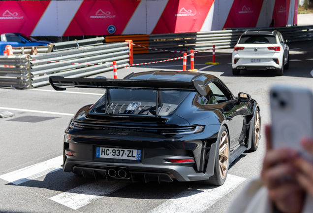 Porsche 992 GT3 RS Weissach Package