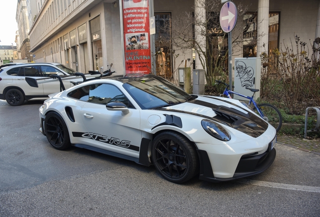 Porsche 992 GT3 RS Weissach Package