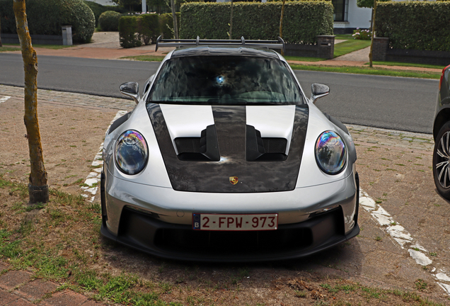 Porsche 992 GT3 RS Weissach Package