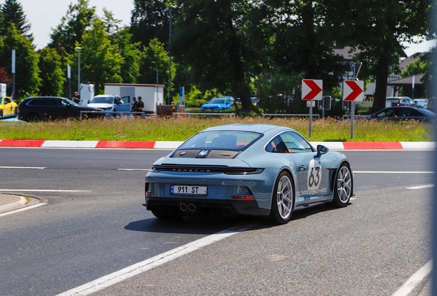 Porsche 992 S/T